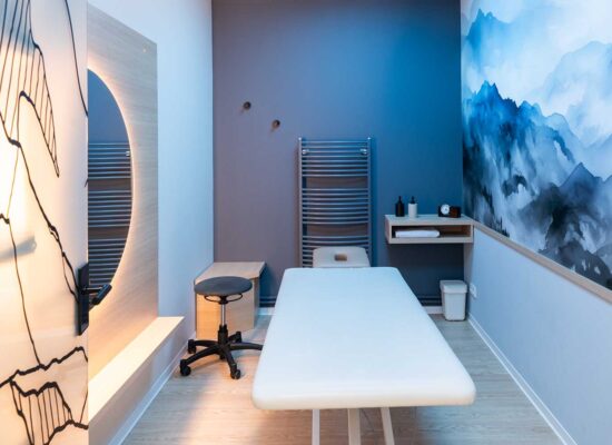 Behandlungsraum Blau nach der Umgestaltung der Praixs
