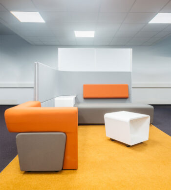 Mittelzone mit Sitzbereich