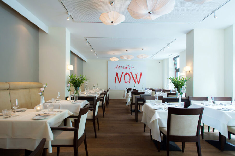 Blick in den Gastraum, Innenarchitektur für die Gastronomie