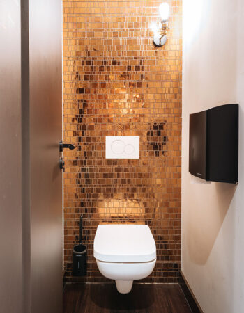 WC-Kabine im Tony Roma´s Berlin