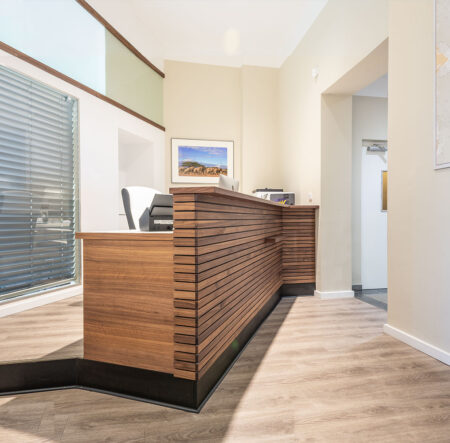 Tresen der Arztpraxis in Berlin